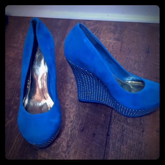 Shoe Dazzle Shoes - Sexy Blue Wedges Shoe Dazzle Shoes - Sexy Blue Wedges